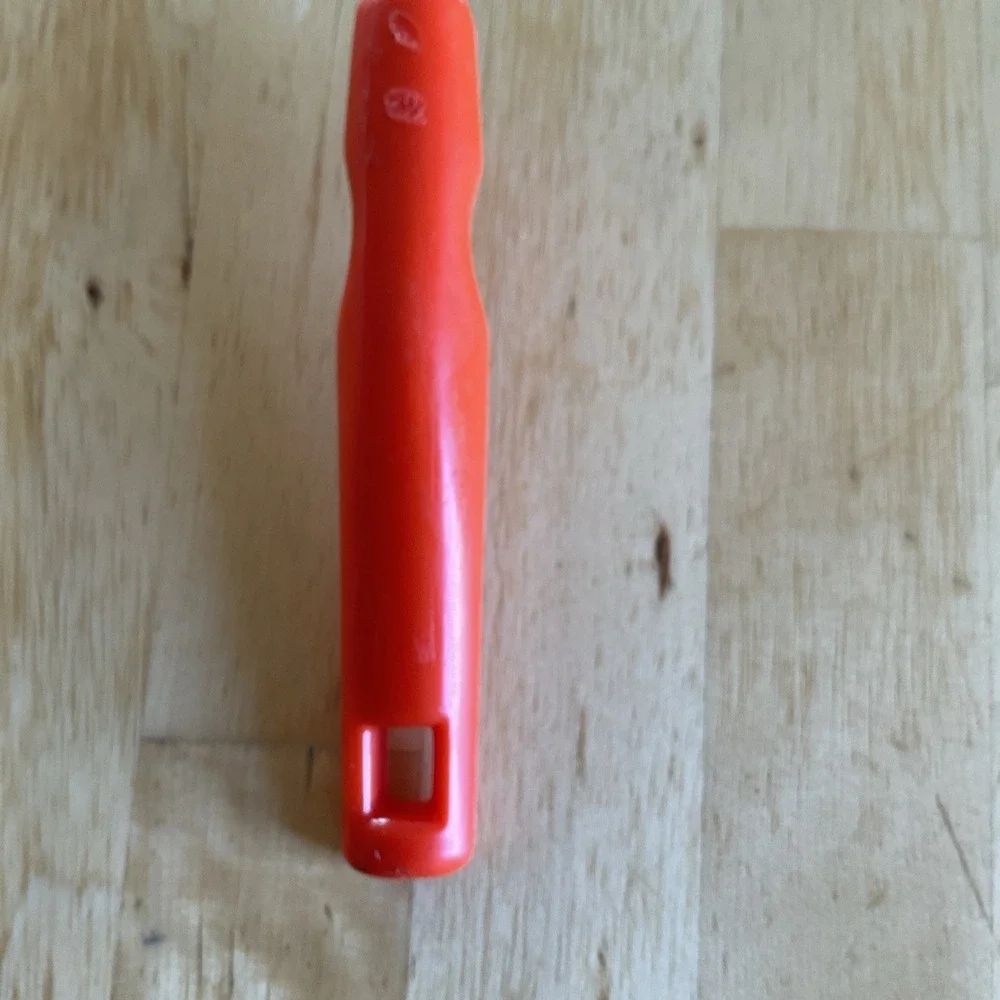 The Unbranded Brand plastic please